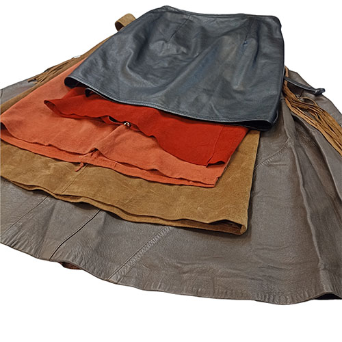 Vintage bulk leather skirts by Vintage Fiasco wholesale Germany